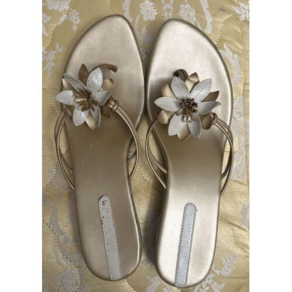 Madeline Gold Size 11 4027504